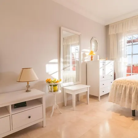 Magnificent In Terrazas Del Duque 1 Appartement